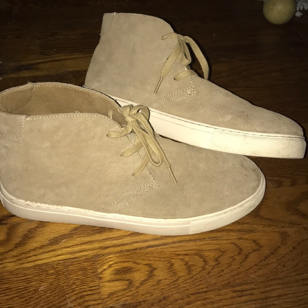 Suede Shoe